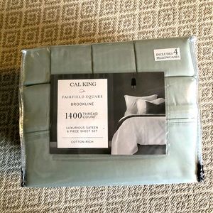 NWT Never Opened Cal King sateen sheet set 1400 ct